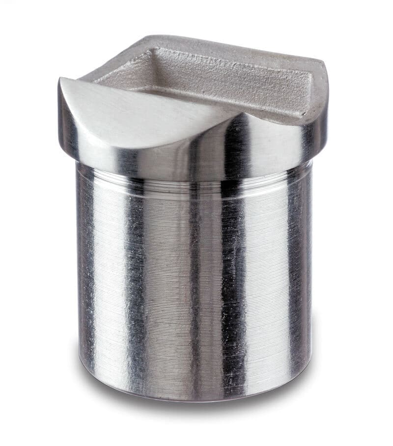 Universal fitting for post tops